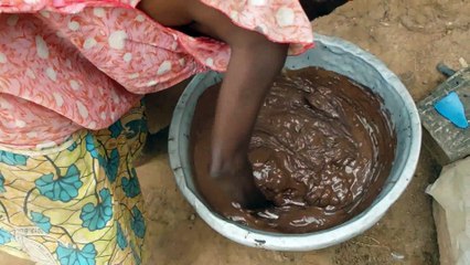 Le massage bien être au beurre de karité non raffiné et 100% naturel.