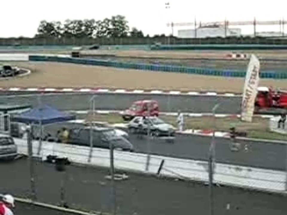 Run FFSA Saxo 16s VS Saxo Banet