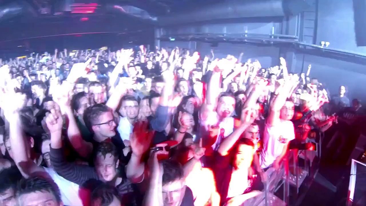 TRAILERPARK - NEONGRÜNER AUSWURF (OFFICIAL VIDEO)