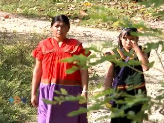 Una madre sin estudios quiere dejar a su hija la mejor herencia de toda la vida