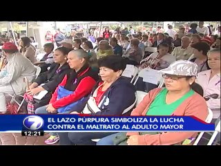 Cientos se pusieron un lazo purpura para celebrar el día contra el maltrato al adulto mayor