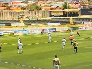 Uruguay de Coronado hunde al Cartaginés (2-0)