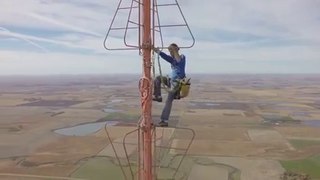 Ever thought Climbing on 1500 Feet Antenna