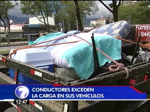 Tránsito llama la atención sobre vehículos con cargas peligrosas