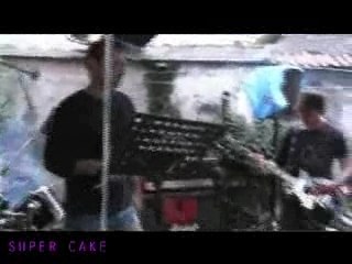 SUPERCAKE LIVE 2006 PART1