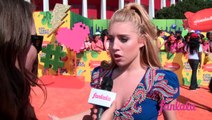 Paris Smith on the orange  carpet at the 2015 Nickelodeon Kids' Choice Awards!