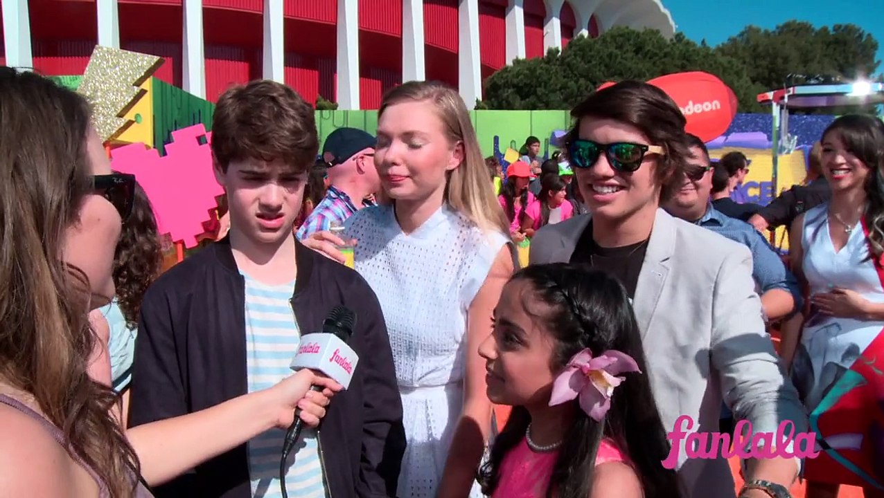Max and Shred at the 2015 Nickelodeon Kids' Choice Awards!