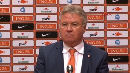Hollanda Milli Takımı Teknik Direktörü Hiddink: "Savunmada Türk Takımı Bir Duvar Ördü"