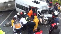 Şanlıurfa'daki Zincirleme Trafik Kazasında Ölenlerin Sayısı 9'a Yükseldi