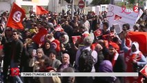 Des milliers de personnes dans les rues de Tunis pour une marche contre le terrorisme