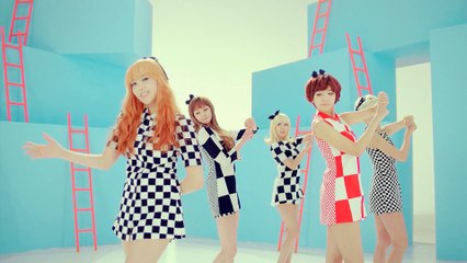 HELLOVENUS : Do you want some tea?