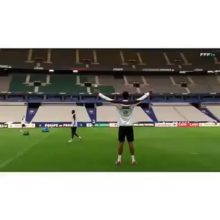 This back-heel control by Varane