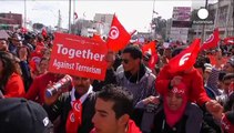 Tunisi, i leader e la gente comune in piazza per dire 