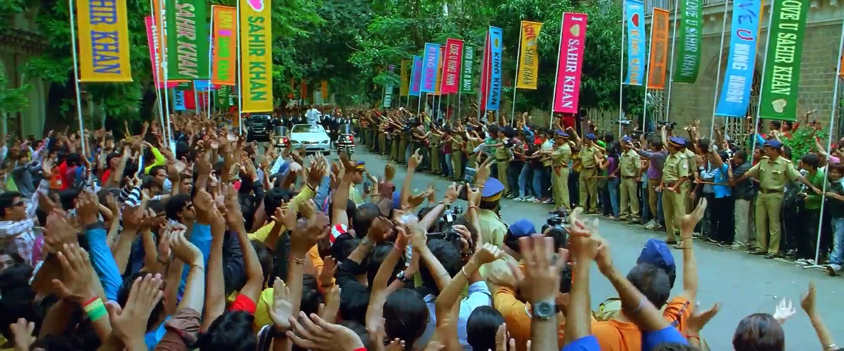 Ae Aa O - Billu Barber (2009) _HD_ 1080p _BluRay_ Music Video