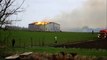 UN hangar ravagé par un incendIe à Quesnoy-sur-Deûle