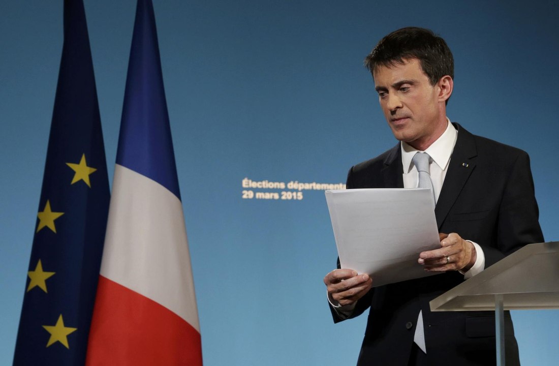 Manuel Valls : "La gauche trop dispersée connaît un net recul" aux départementales