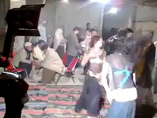 dancer fight between girl and boy