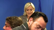 Marine Le Pen salue le 