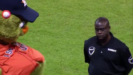 Quand les types de 130 kilos disent certaines choses, ceux de 60 kilos les écoutent  ... M.Audiard :)