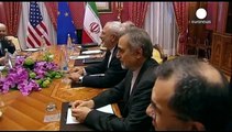 مذاکرات فشرده بر سر برنامه هسته ای ایران در آستانه پایان مهلت تعیین شده