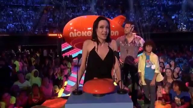Angelina Jolie Wins Kids' Choice Award for Favorite Villain