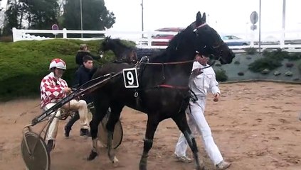 CETTE NOBLESSE DE RETOUR AUX BALANCES