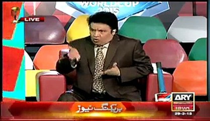 Umer Sharif Insulted A Prediction Maker