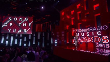 Madonna presents Taylor Swift with Song of the Year award