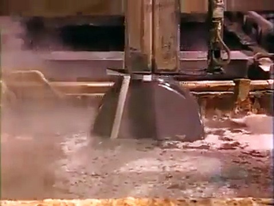 دیکھیے سلنڈر کس طرح تیار کیے جاتے ہیں