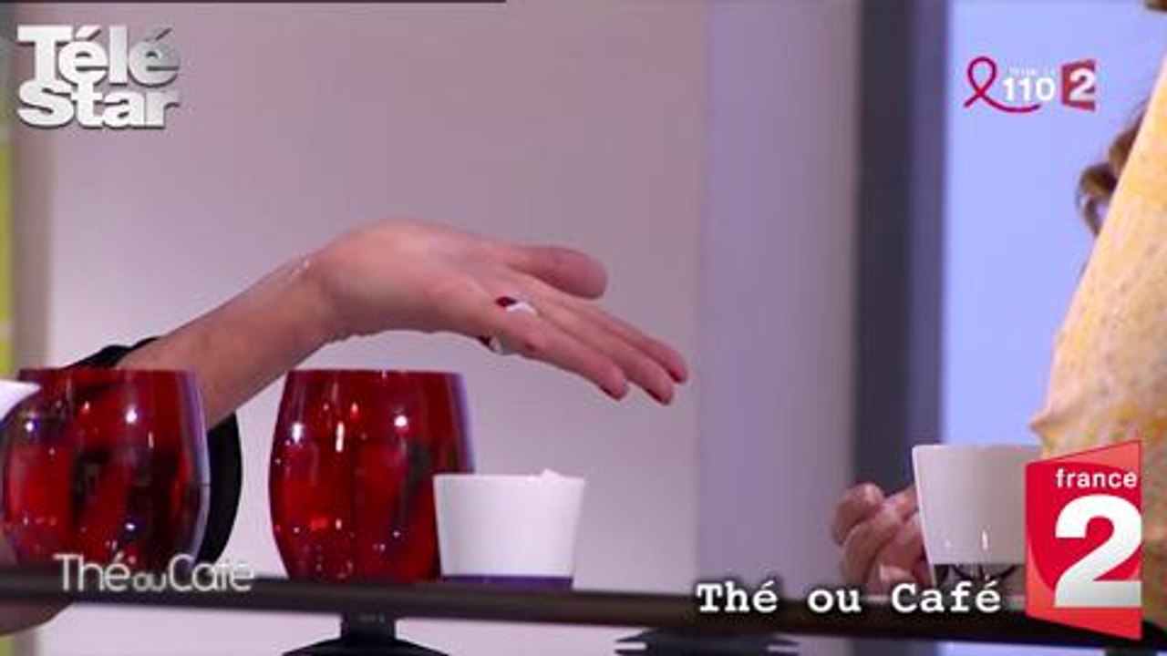 Thé ou Café - Hélène Ségara lit les lignes de la main de Catherine Ceylac - Dimanche 29 mars 2015