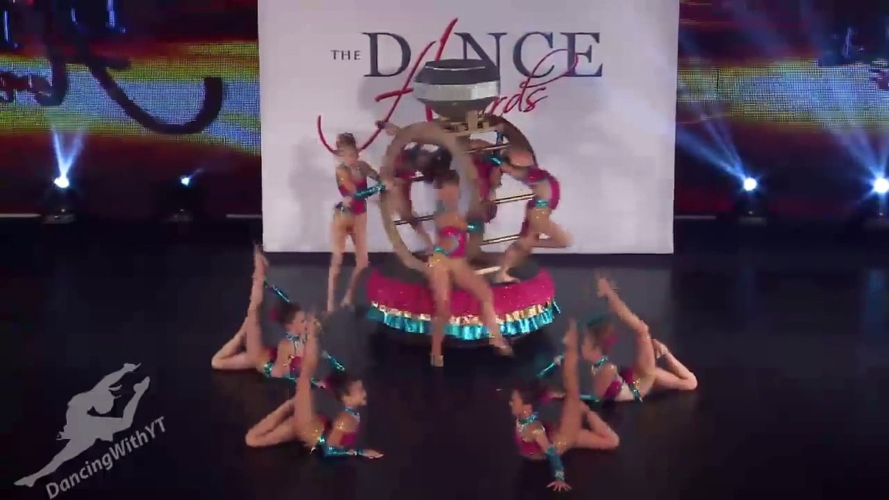 Club Dance Studio - Glamorous Life