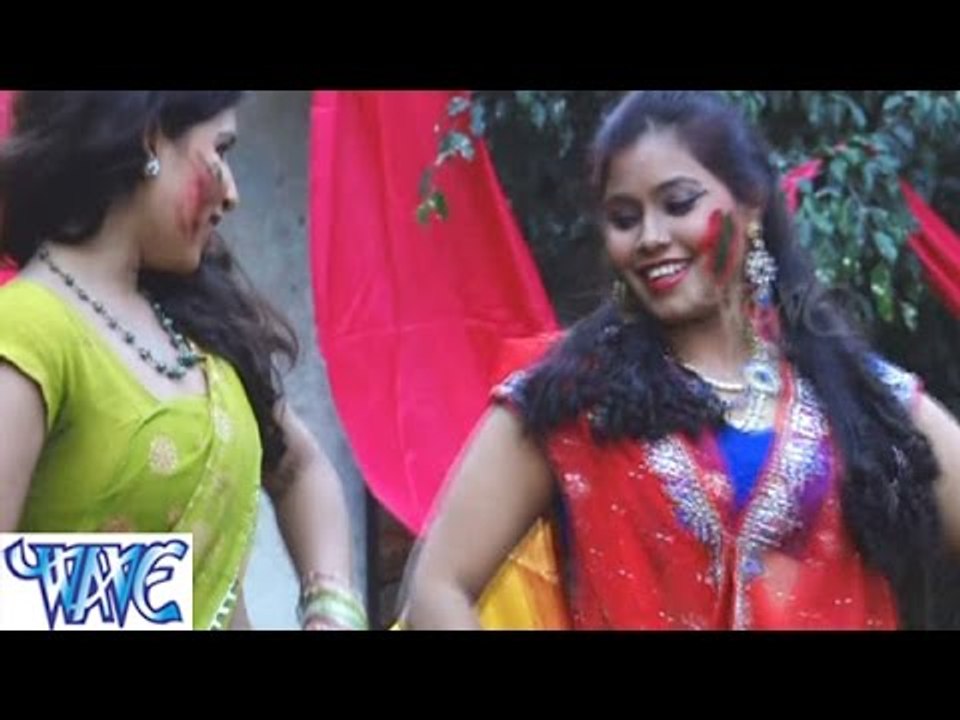 Fuchur Fuchur फेकता बैगनवा के खेत में - Dala Rang Dabake Choli Me - Bhojpuri Hot Holi Songs 2015 HD