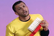 Tooth brush - Hurray for Baba Ali - Video 12