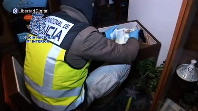 La Policía detiene a ocho yihadistas que reclutaban combatientes para Siria e Irak