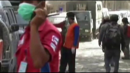 Indonesia - Superstiti sotto la cenere del vulcano Merapi