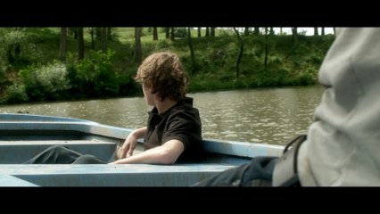 AUX YEUX DES VIVANTS - Bande-annonce
