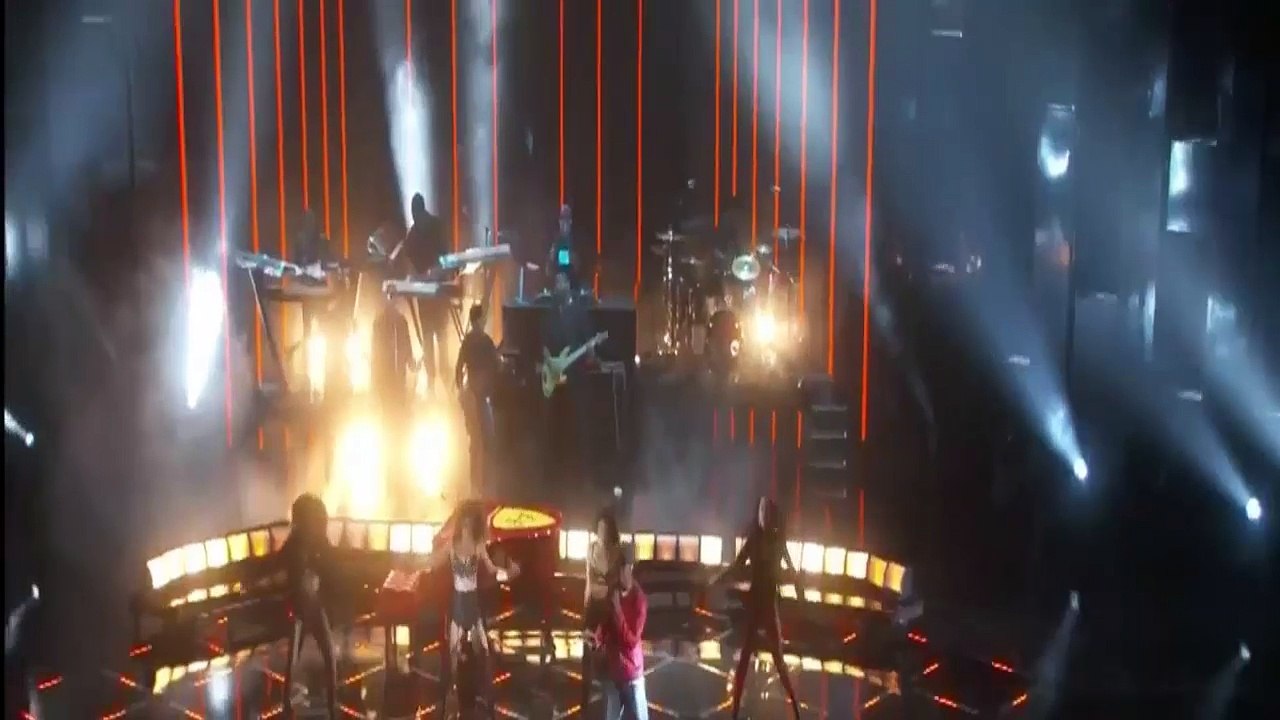 iHeart Radio Music Awards - Jamie Foxx feat. Chris Brown- You Change Me