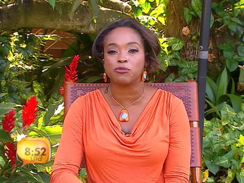 Empresaria crea diferentes diseños para muñecas Barbie