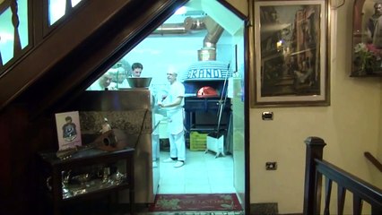Napoli - L'antica pizzeria Brandi (21.02.12)