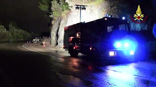 Firenze - Maltempo, gli interventi dei vigili del fuoco (06.03.15)