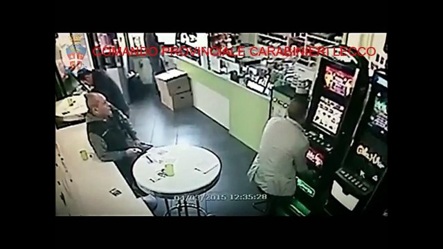 Oggiono (Lc) - Rubavano dai videopoker, arrestati due rumeni (05.03.15)