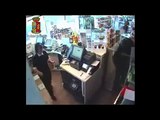 Milano - Rapina un bar, arrestato in flagrante dalla polizia (02.03.15)