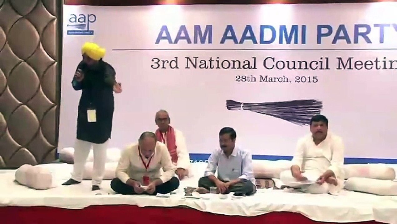 Bhagat Mann Comes In to Support Arvind Kejriwal