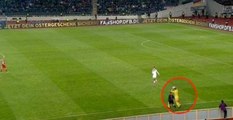 Neuer, Taç Atışı Kullandı