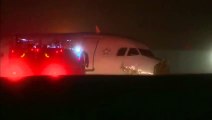 Passengers Hurt As Plane Skids Off Runway