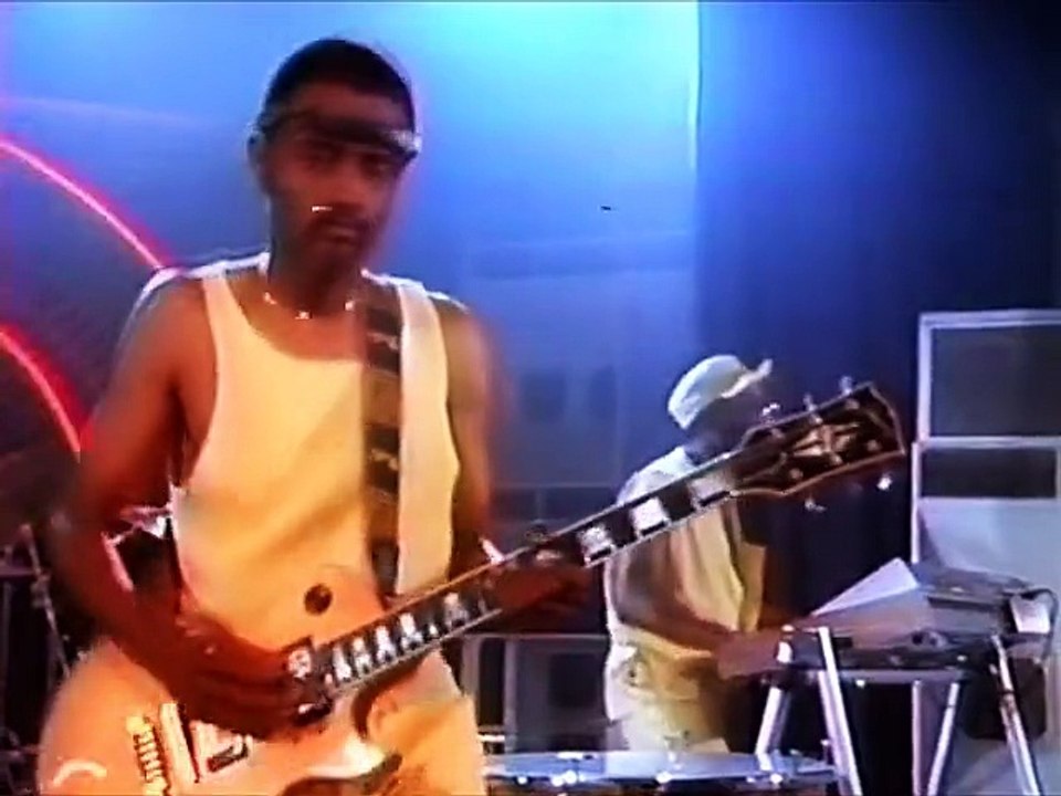 SOS Band -  Just The Way You Like It (Clip)