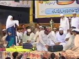 A girl recite Quran e paak Without seeing the Holy Quran in front of Audience