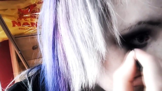 Black Smokey Scene/Emo Makeup Tutorial