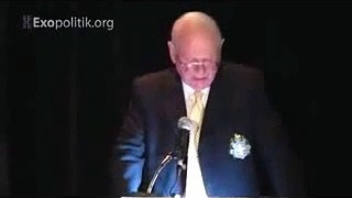Paul Hellyer Defence Minister of Canada exposes UFO and Aliens