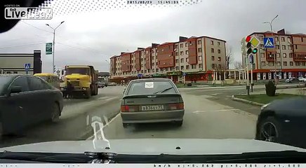 Dunya News - Woman run badly over By Large Truck